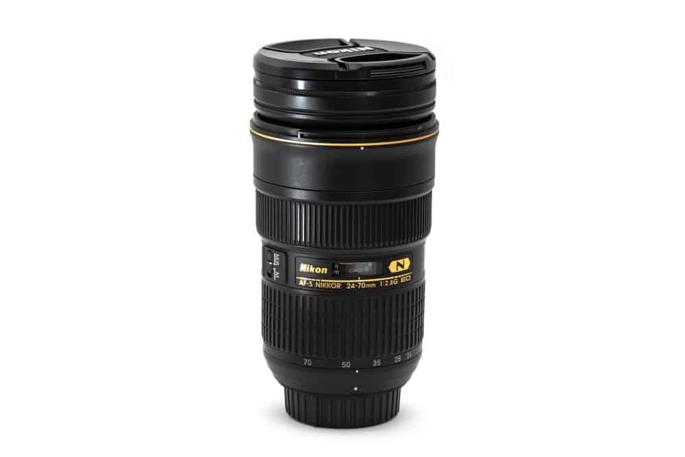 Nikon 24 - 70 mm f/2.8G lens