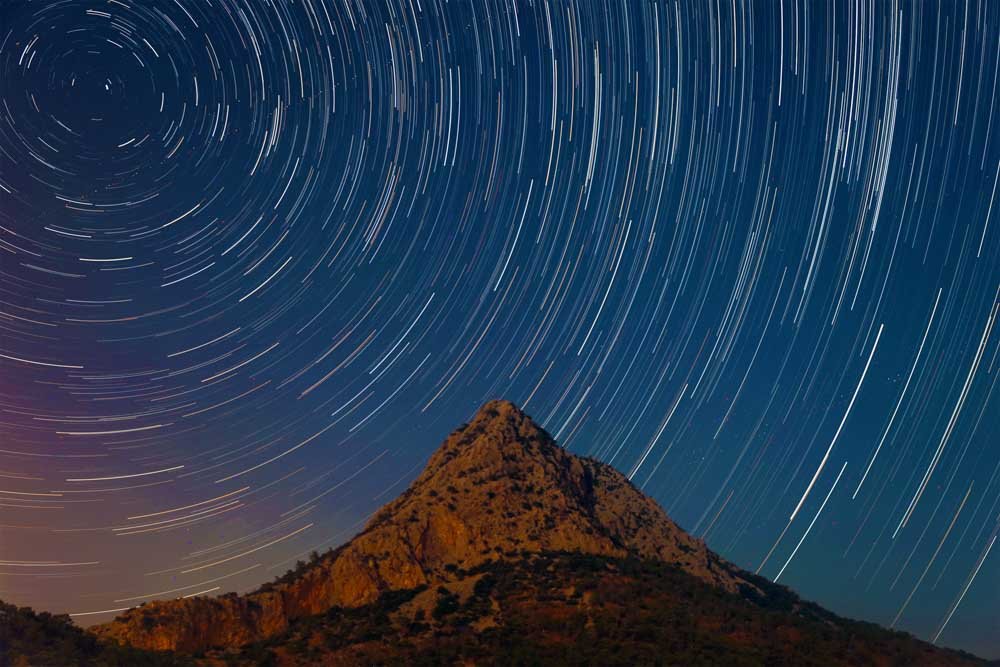 Photograph the milky way and star trails in landscapes.