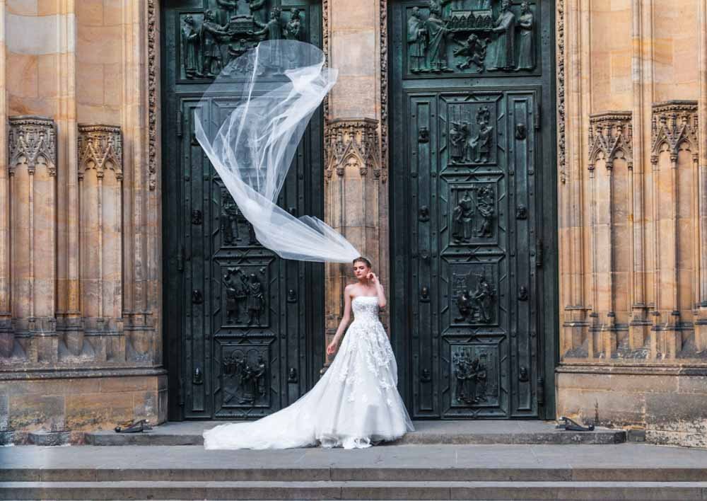 stunning bridal photo shoot.
