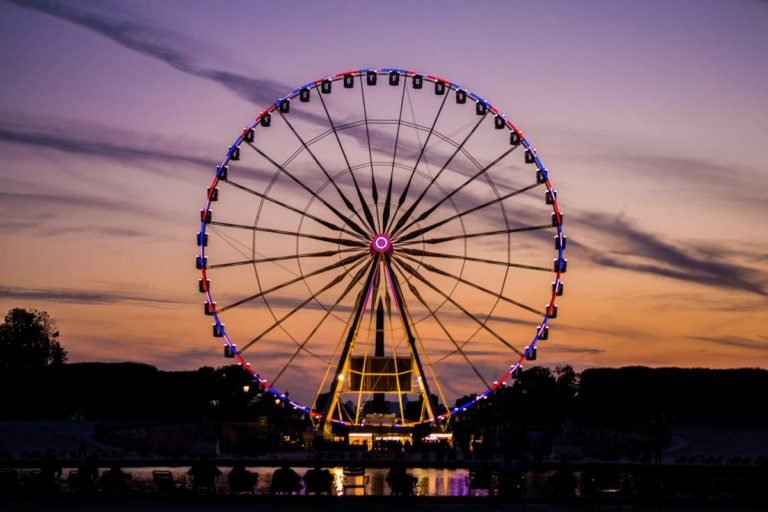 symmetrical balance photography