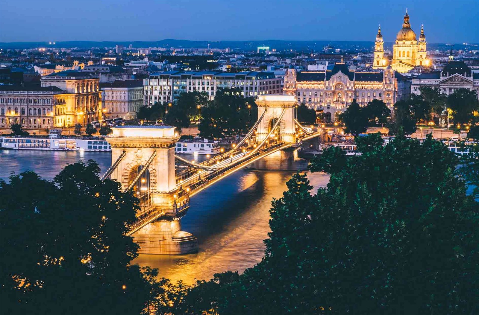 Budapest landscsape image.