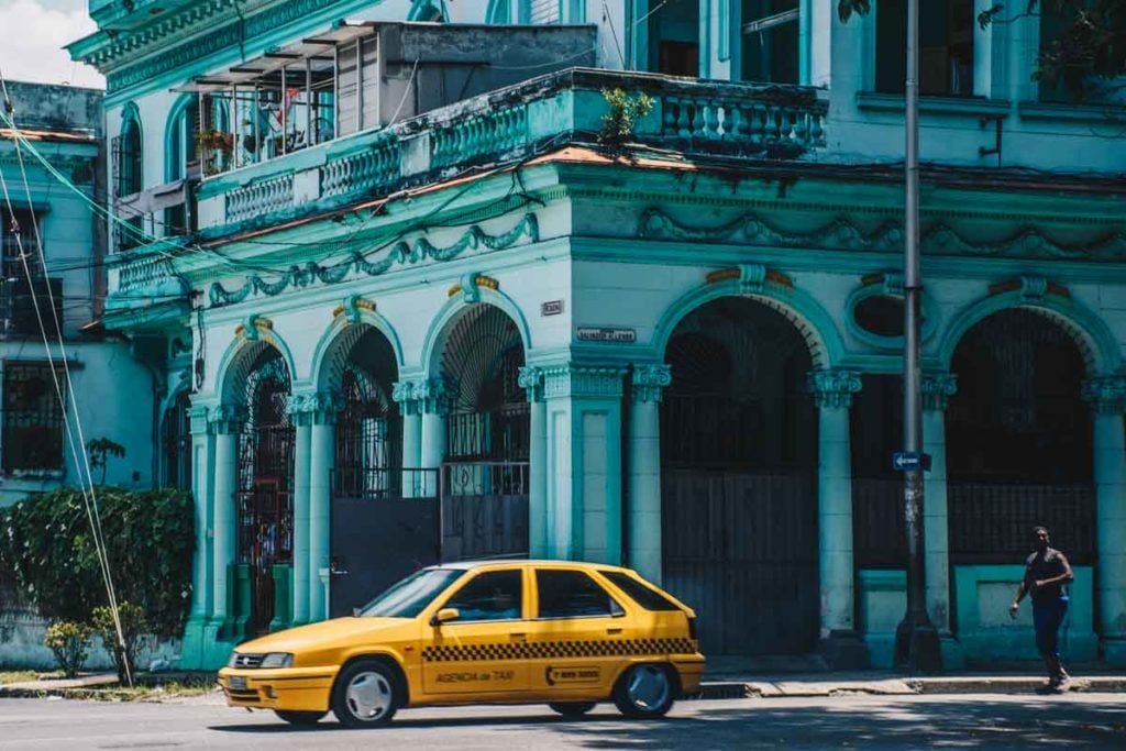 Colour in Havana.