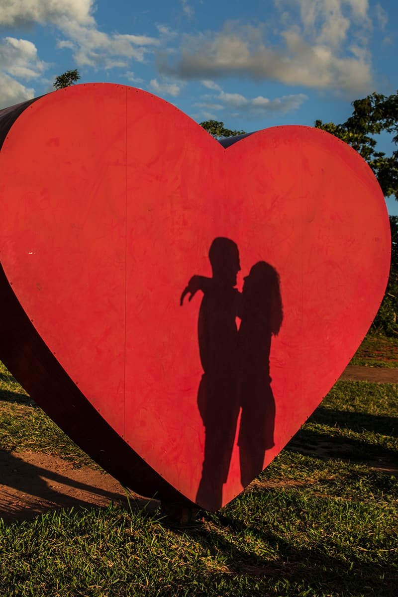 shadow of a couple on a heart sign