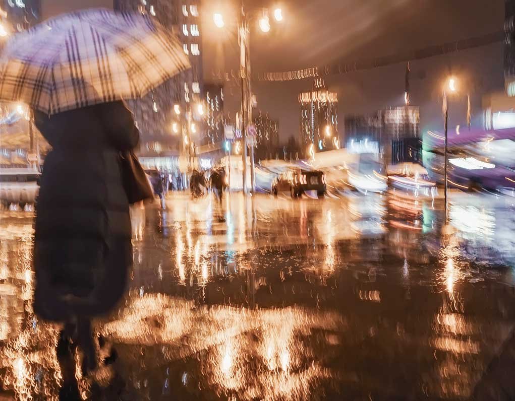 urban photography in the rain.